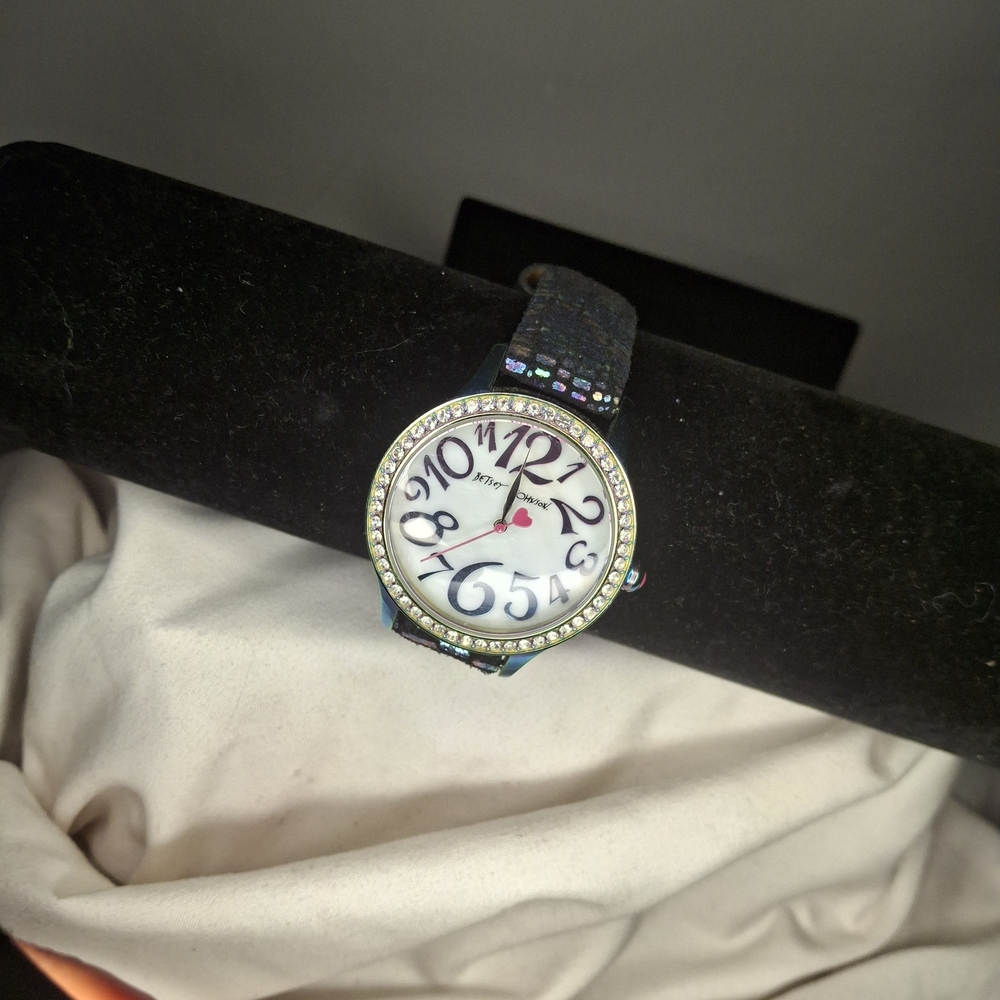 Chic Black and White Watch with Rhinestones